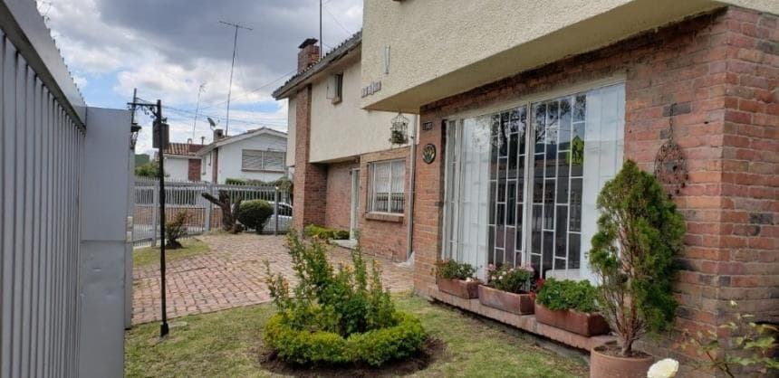 Casa en venta en Alhambra, Bogotá - Imagen 1