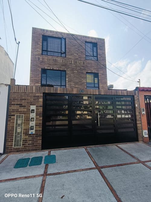 Casa en Venta en Engativá, Bogotá - Imagen 1