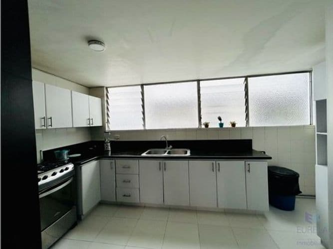 Apartamento en Venta en Avenida Santander, Manizales - Imagen 1