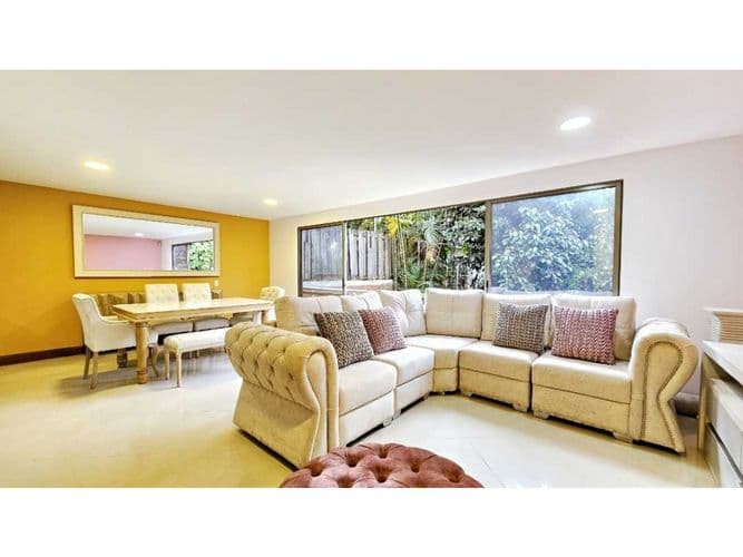 Casa en Venta en Laureles, Medellín - Imagen 1