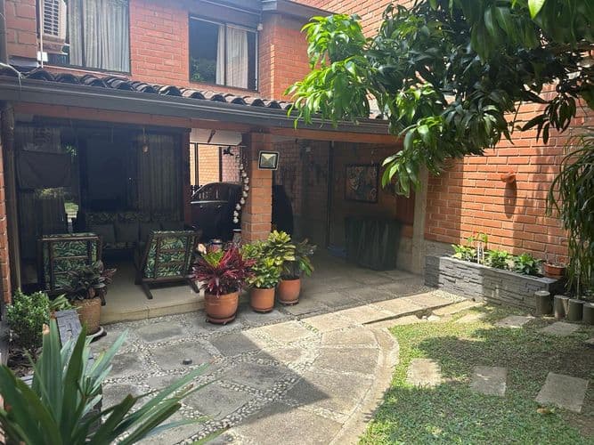 Casa en Venta en Belén, Medellín - Imagen 1