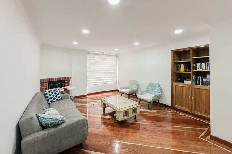 Apartamento en Venta en Santa barbara central, Bogotá - Imagen 1