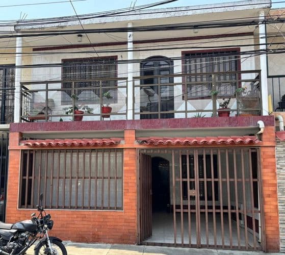 Casa en Venta en Los guaduales, Cali - Imagen 1