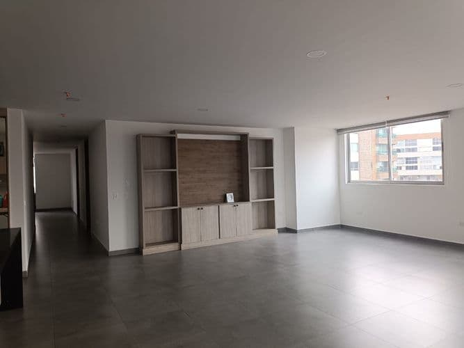 Apartamento en Venta en Bosques de zuñiga, Medellín - Imagen 1