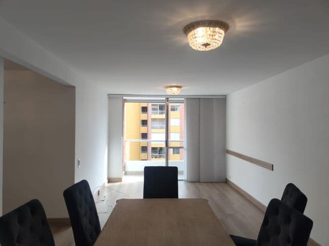 Apartamento en Venta en El Poblado, Medellín - Imagen 1