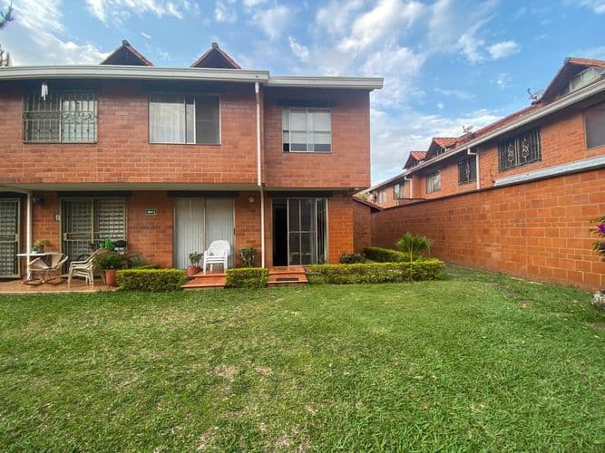 Casa en Venta en Prados del limonar, Cali - Imagen 1