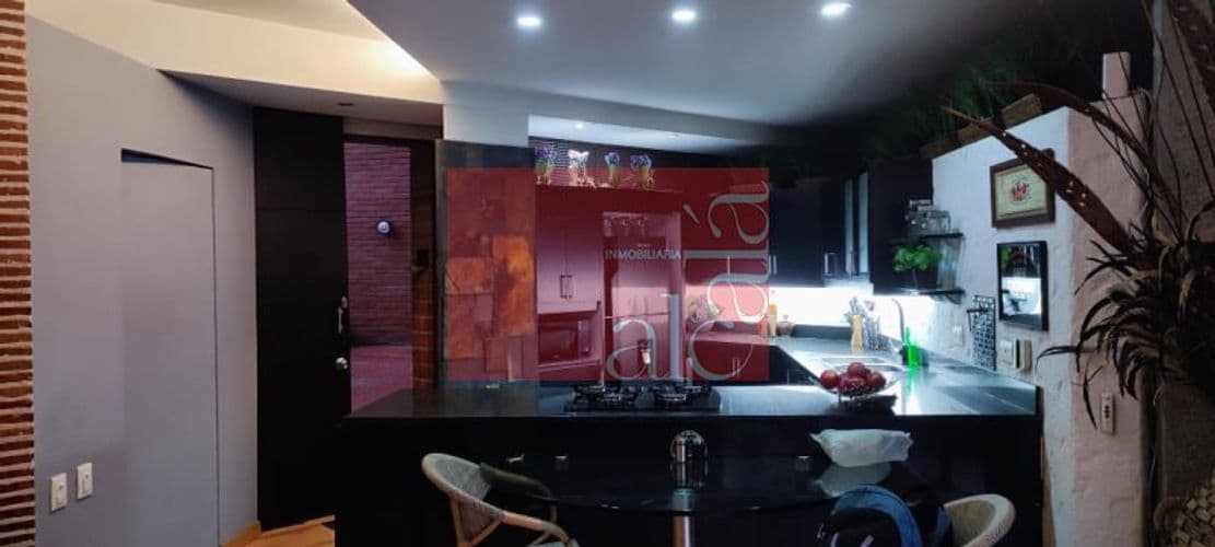 Apartamento en Venta en El Poblado, Medellín - Imagen 1