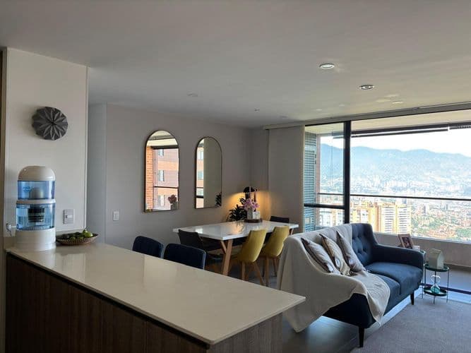 Apartamento en Venta en Loma del Escobero, Envigado - Imagen 1