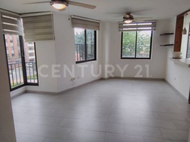 Apartamento en Venta en Cuarto de legua - guadalupe, Cali - Imagen 1
