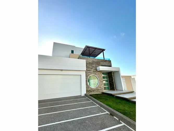 Casa en venta - Imagen 1