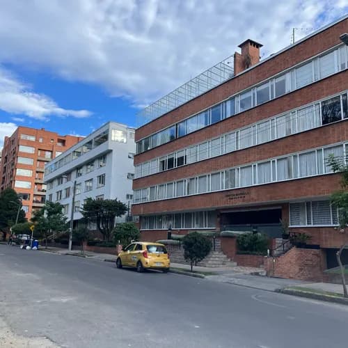 Apartamento en venta en Chico norte, Bogotá - Imagen 1