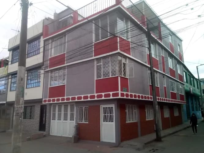 Casa en venta en Patio bonito, Bogotá - Imagen 1