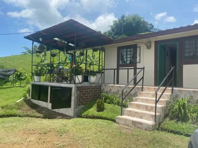 Finca en venta en Combia baja, Marsella - Imagen 1