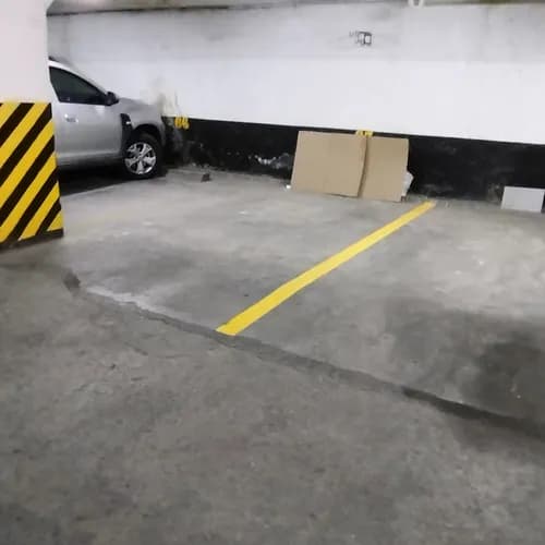 Parqueadero en arriendo en Cedritos, Bogotá - Imagen 1