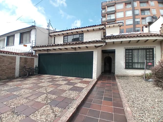 Casa en venta en Pasadena, Bogotá - Imagen 1